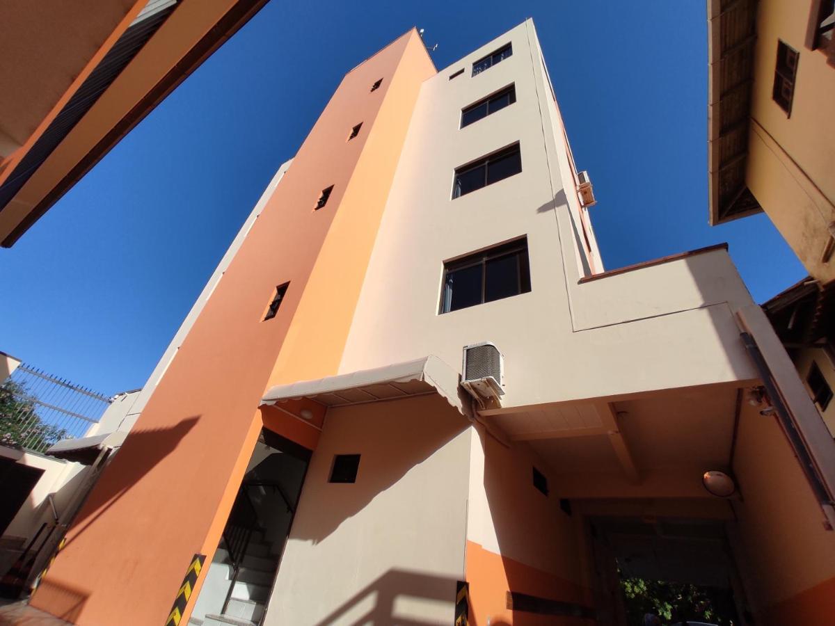 Guarda do EmbaúResidencial Medeirosアパートメント エクステリア 写真